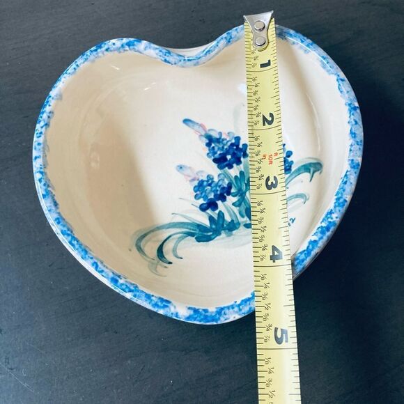 Texas Bluebonnet Marshall Pottery Heart Shape Ceramic Bowl Dish - Picture 2 of 5